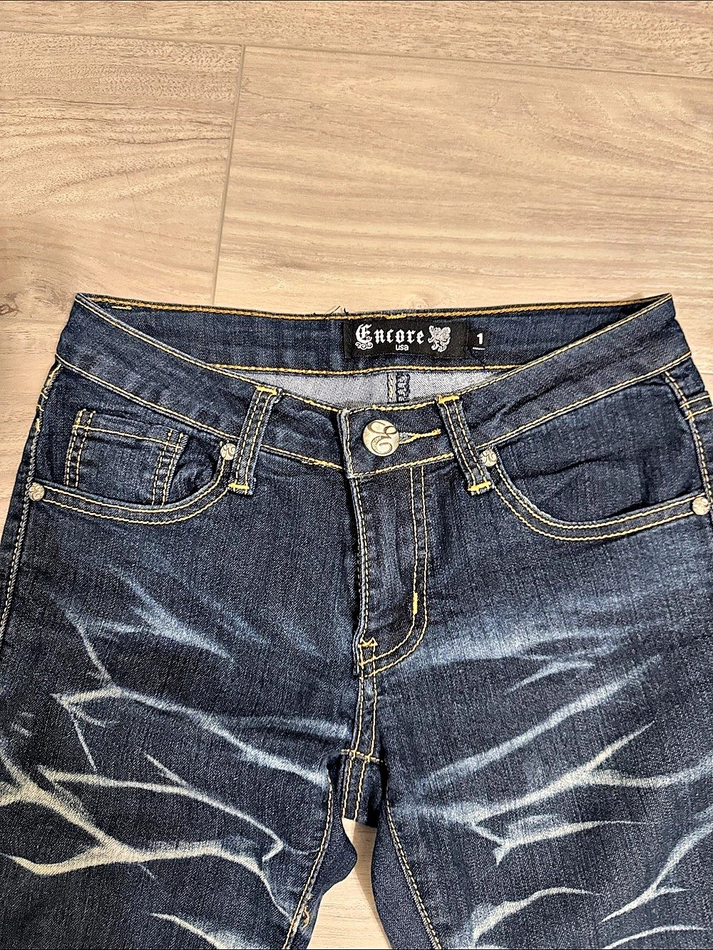 Encore Abstract Print Straight Leg Jeans Size 1 - Picture 4 of 8